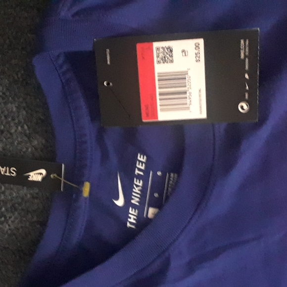 NIKE T.SHIRT FOR MEN. - Picture 4 of 5